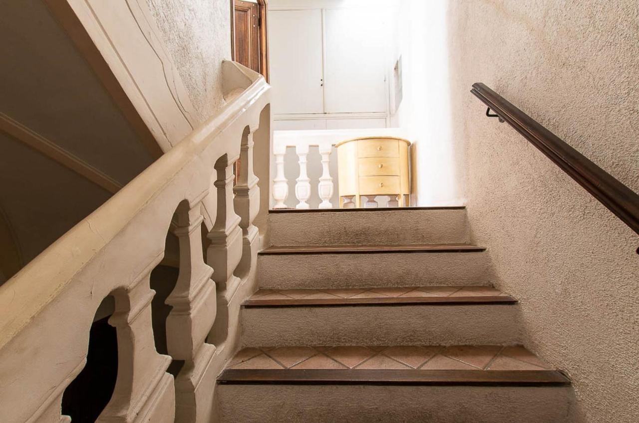 Superbe Appartement Dans Le Coeur De La Ville Antibes Exteriör bild